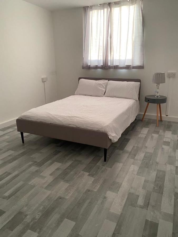 Suites By Rehoboth - Overcomers- Deptford London Eksteriør billede