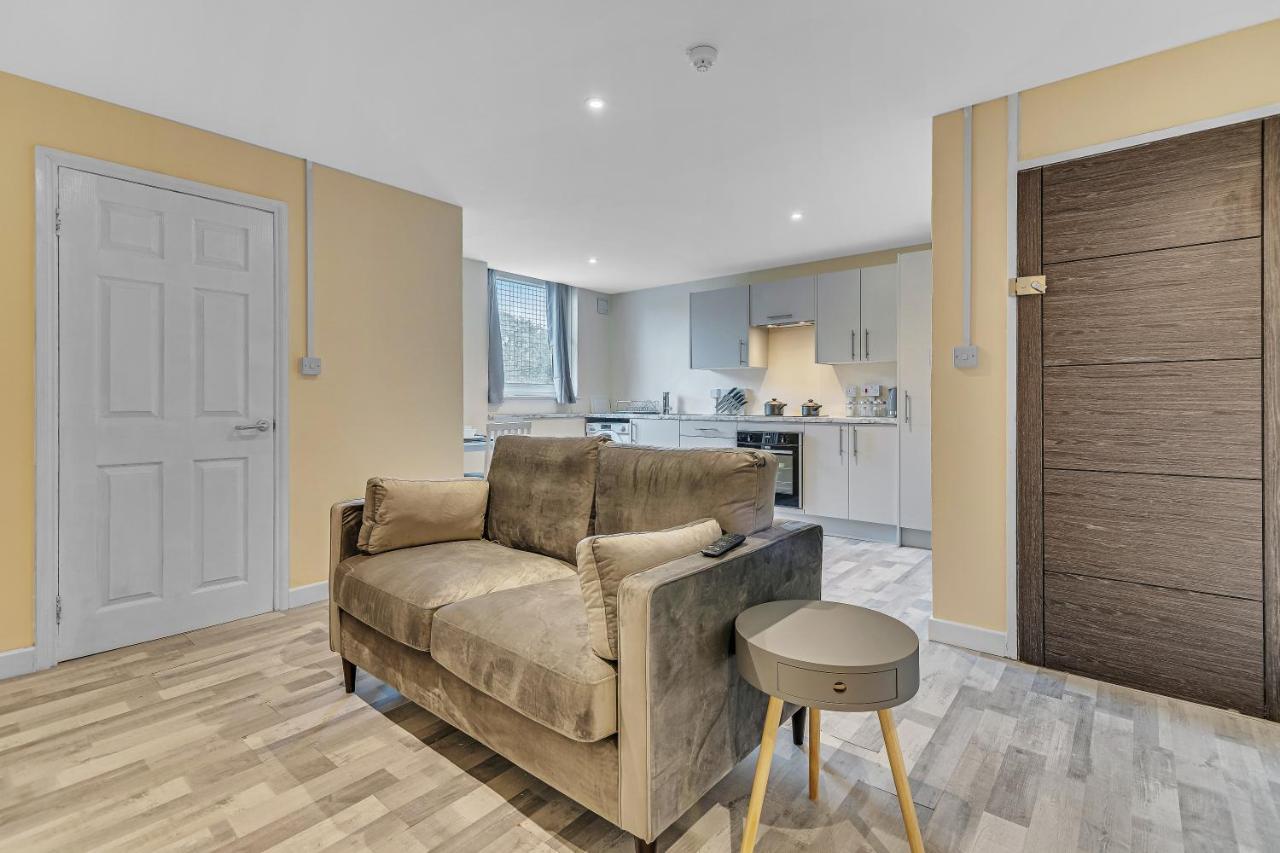 Suites By Rehoboth - Overcomers- Deptford London Eksteriør billede