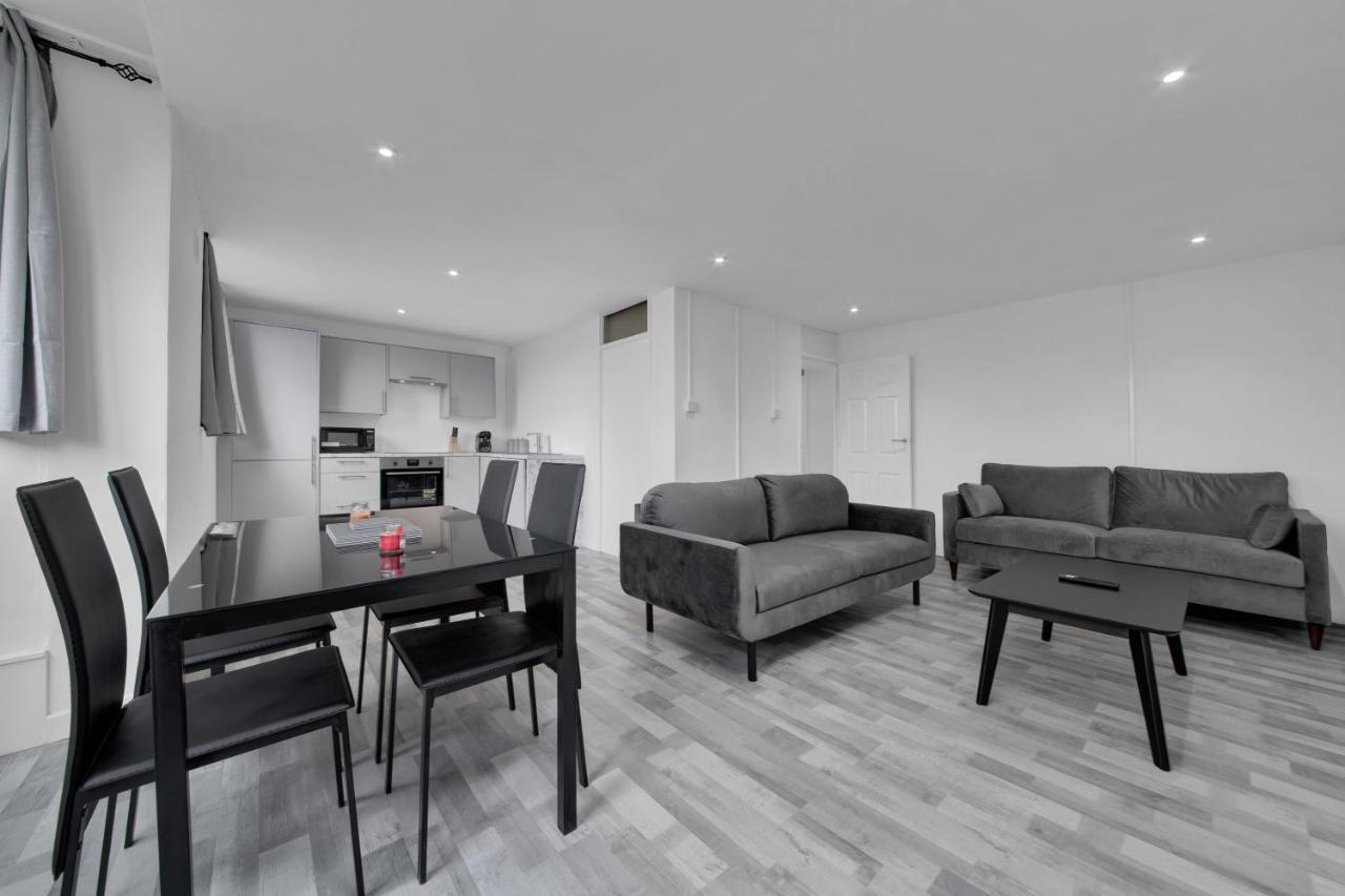Suites By Rehoboth - Overcomers- Deptford London Eksteriør billede