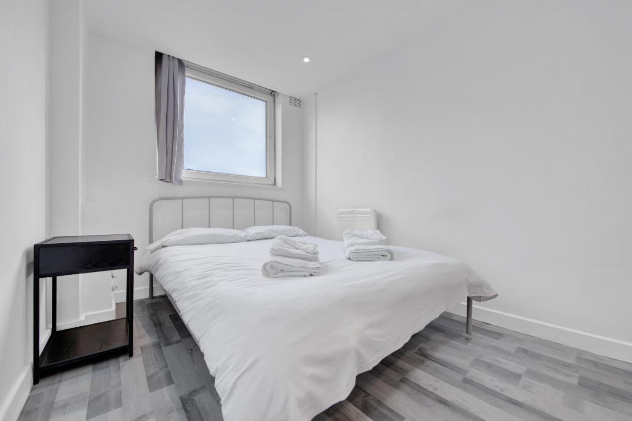 Suites By Rehoboth - Overcomers- Deptford London Eksteriør billede